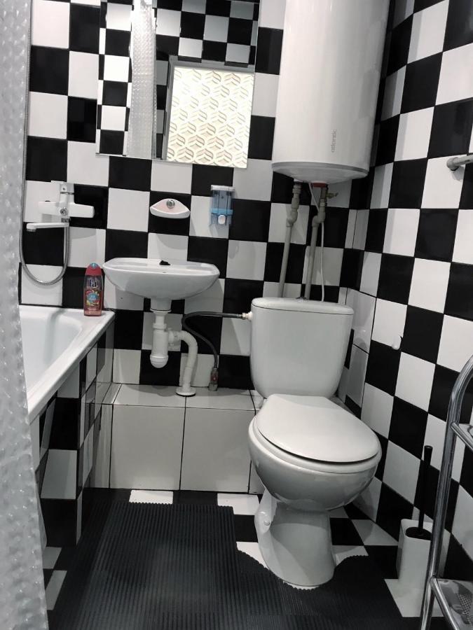 Ferienwohnung Сдам Посуточно Однакомнатную Квартиру Charkiw Exterior foto